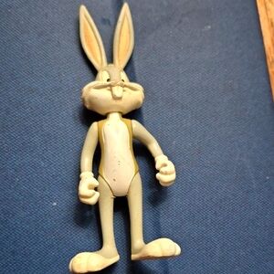 Looney Tunes 1993 Vintage Bugs Bunny Figurine